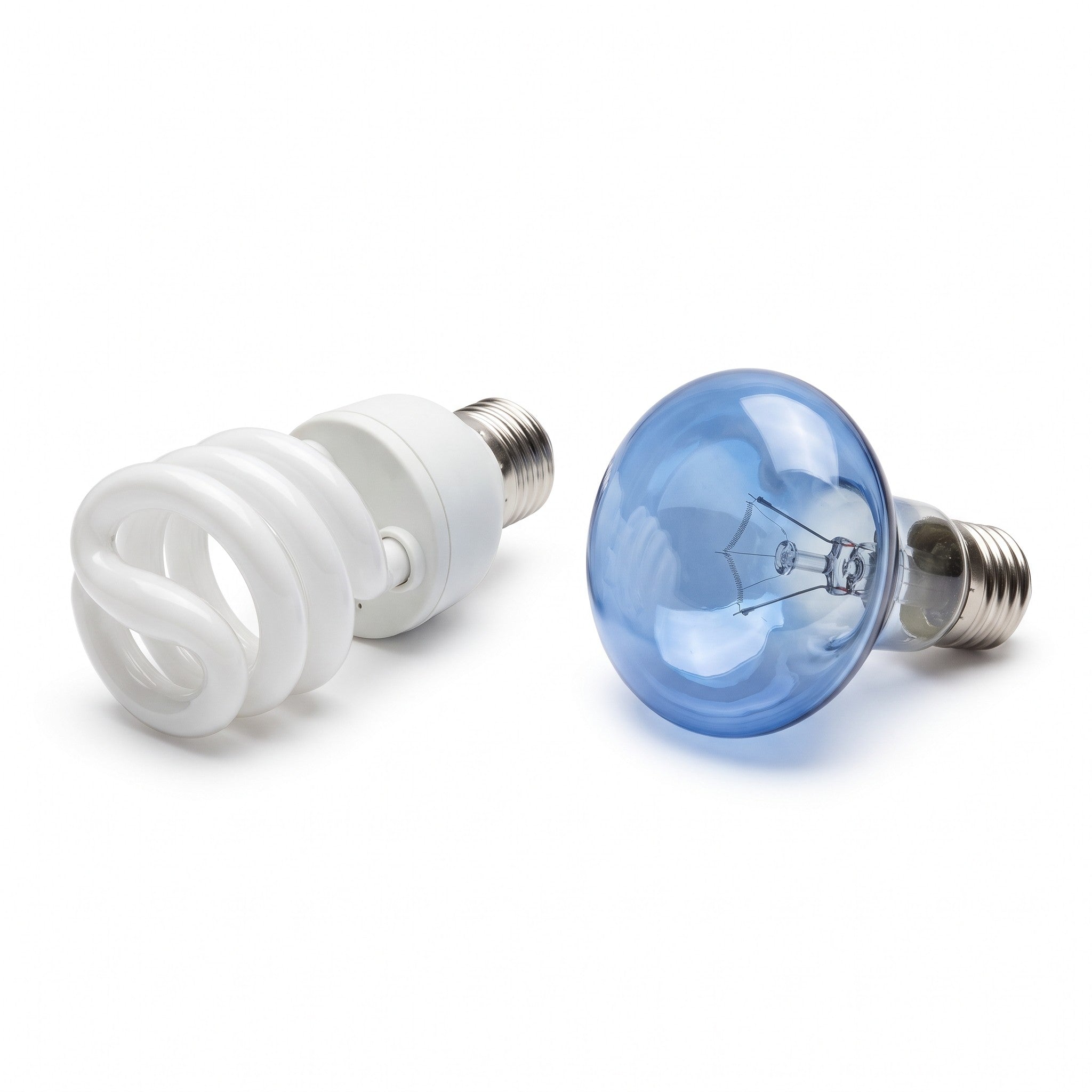 Deux ampoules E27 pour terrarium : UVB compacte spirale et spot chauffant neodyme bleute